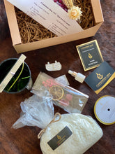 Load image into Gallery viewer, DIY Candle making kit for beginner. Soy Wax Candle by you - Candleholic Shop