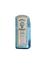 Load image into Gallery viewer, juniper gin candle